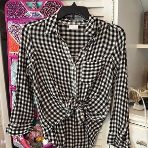 Plaid black and white button down shirt